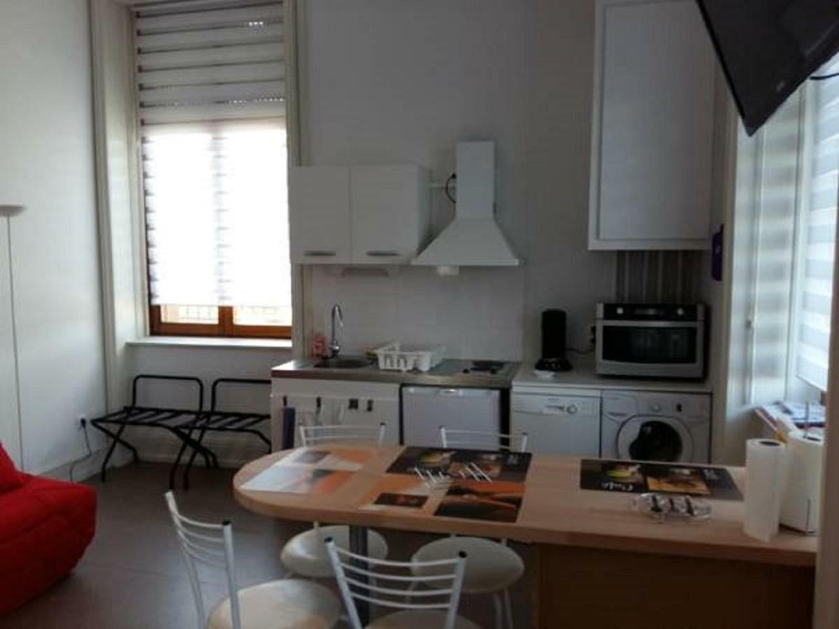 Studio De Charme Au Pied De La Gare Apartment Колмар Екстериор снимка