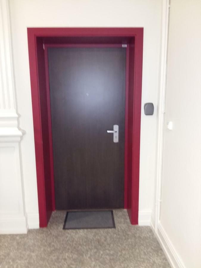 Studio De Charme Au Pied De La Gare Apartment Колмар Екстериор снимка